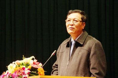 Bộ trưởng Giáo dục: 'Các trường không làm được đề thi có thể nhờ Bộ'